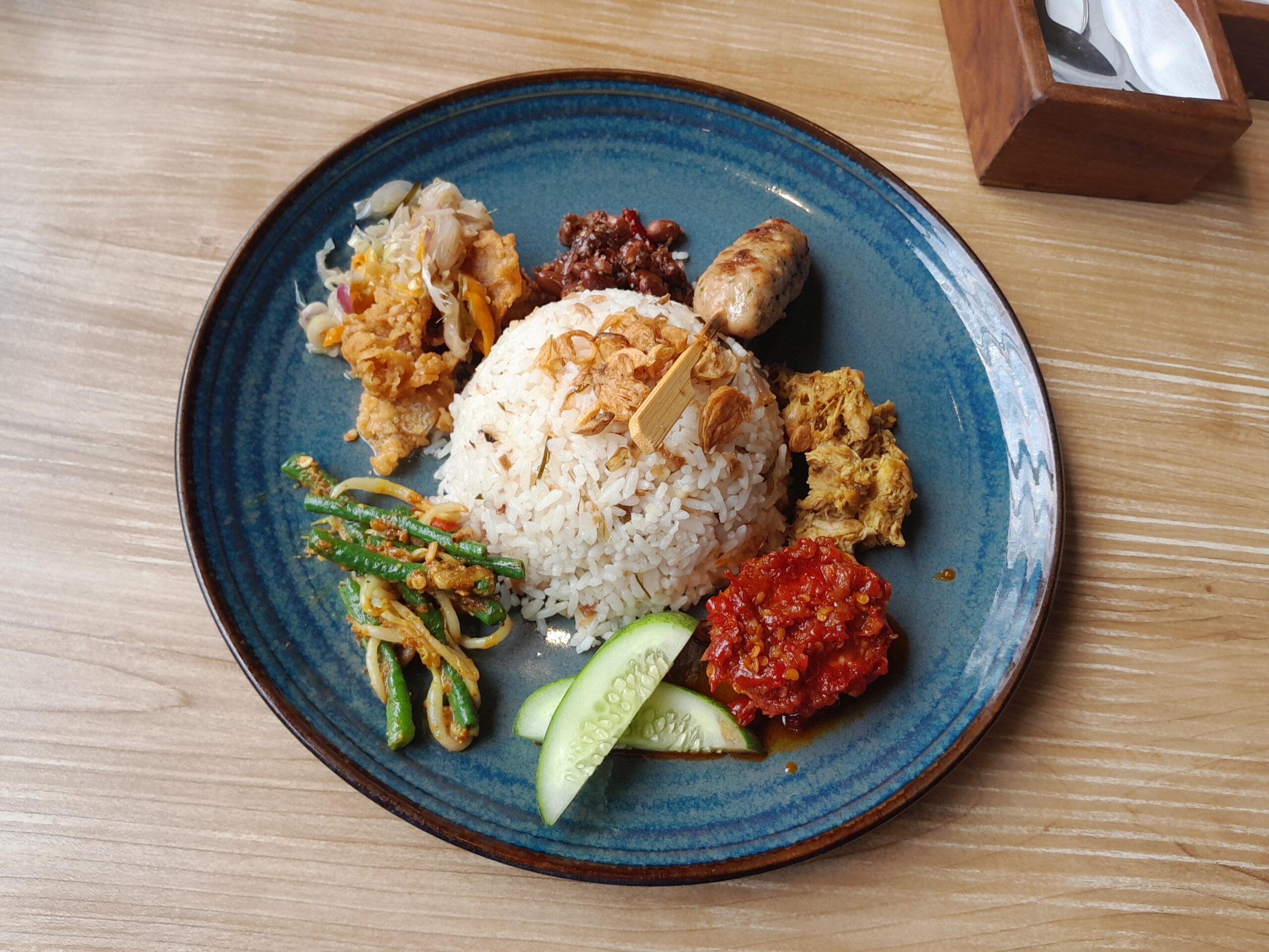 Kayu Menjangan Restoran, Tempat Makan Hits Tangerang Selatan
